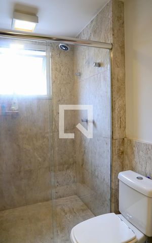 Casa para alugar com 450m², 3 quartos e 2 vagas Casa para alugar com 450m², 3 quartos e 2 vagasBanheiro (2) da Suíte Master
