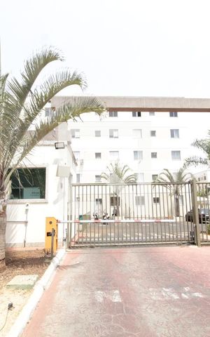 Apartamento para alugar com 45m², 2 quartos e 1 vagaFachada e portaria