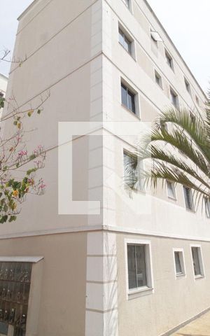 Apartamento para alugar com 45m², 2 quartos e 1 vagaFachada