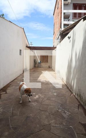 Casa à venda com 170m², 3 quartos e 2 vagasÁrea externa