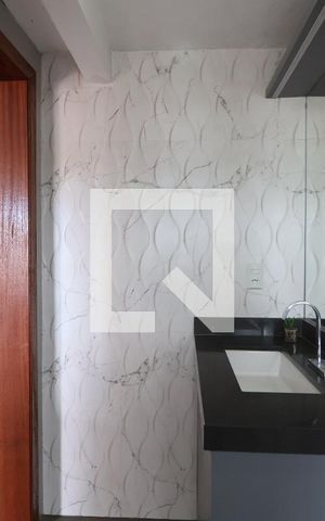 Casa à venda com 170m², 3 quartos e 2 vagasBanheiro suíte