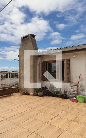 Casa à venda com 170m², 3 quartos e 2 vagasTerraço