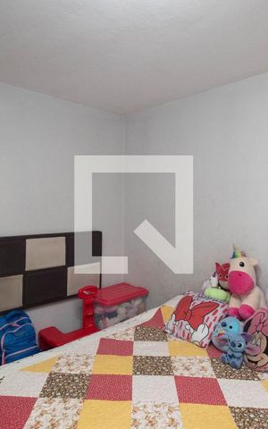 Casa à venda com 180m², 4 quartos e 2 vagas Casa à venda com 180m², 4 quartos e 2 vagasQuarto 2