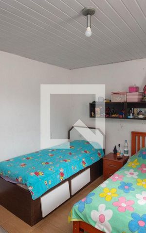 Casa à venda com 180m², 4 quartos e 2 vagas Casa à venda com 180m², 4 quartos e 2 vagasQuarto 4