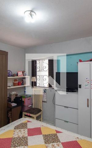 Casa à venda com 180m², 4 quartos e 2 vagas Casa à venda com 180m², 4 quartos e 2 vagasQuarto 2