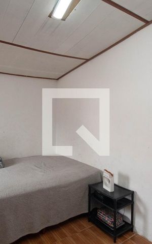 Casa à venda com 180m², 4 quartos e 2 vagas Casa à venda com 180m², 4 quartos e 2 vagasQuarto 3