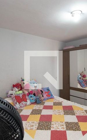 Casa à venda com 180m², 4 quartos e 2 vagas Casa à venda com 180m², 4 quartos e 2 vagasQuarto 2