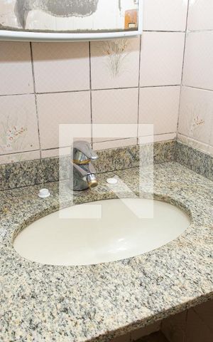 Apartamento à venda com 69m², 2 quartos e 1 vagaBanheiro da Suíte