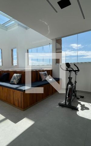 Apartamento à venda com 190m², 3 quartos e 3 vagas Apartamento à venda com 190m², 3 quartos e 3 vagasCobertura