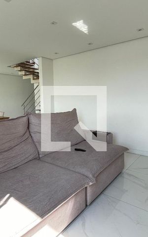 Apartamento à venda com 190m², 3 quartos e 3 vagas Apartamento à venda com 190m², 3 quartos e 3 vagasSala