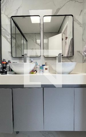 Apartamento à venda com 190m², 3 quartos e 3 vagas Apartamento à venda com 190m², 3 quartos e 3 vagasBanheiro da Suíte 1