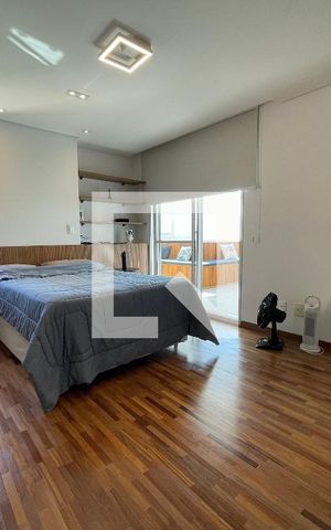 Apartamento à venda com 190m², 3 quartos e 3 vagas Apartamento à venda com 190m², 3 quartos e 3 vagasSuíte 1