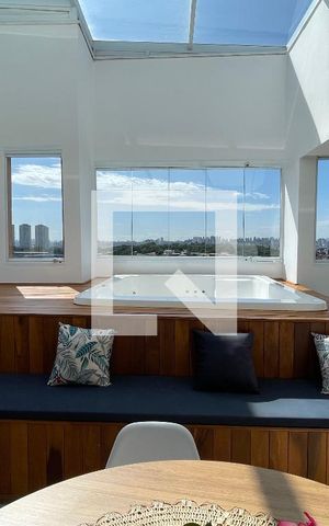 Apartamento à venda com 190m², 3 quartos e 3 vagas Apartamento à venda com 190m², 3 quartos e 3 vagasCobertura