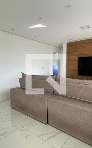Apartamento à venda com 190m², 3 quartos e 3 vagas Apartamento à venda com 190m², 3 quartos e 3 vagasSala