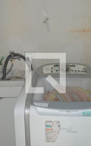 Casa à venda com 110m², 2 quartos e sem vagaBanheiro 2