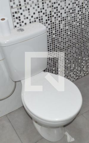 Casa à venda com 110m², 2 quartos e sem vagaBanheiro 1