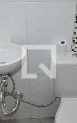 Casa à venda com 110m², 2 quartos e sem vagaBanheiro 1