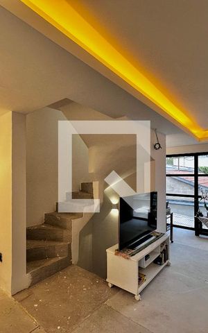 Casa de condomínio à venda com 105m², 1 quarto e 1 vaga Casa de condomínio à venda com 105m², 1 quarto e 1 vagaSala de Tv