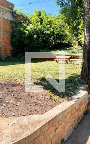 Casa à venda com 3612m², 4 quartos e 6 vagas Casa à venda com 3612m², 4 quartos e 6 vagasÁrea externa