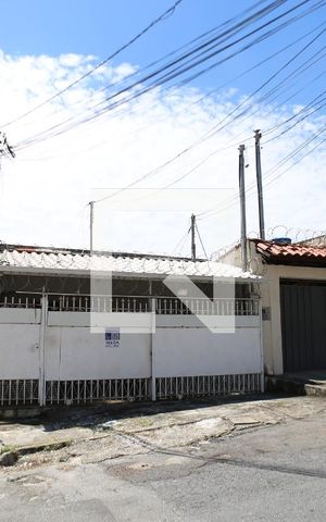 Casa à venda com 58m², 2 quartos e 2 vagasFachada