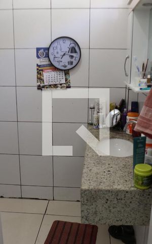 Casa à venda com 58m², 2 quartos e 2 vagasBanheiro