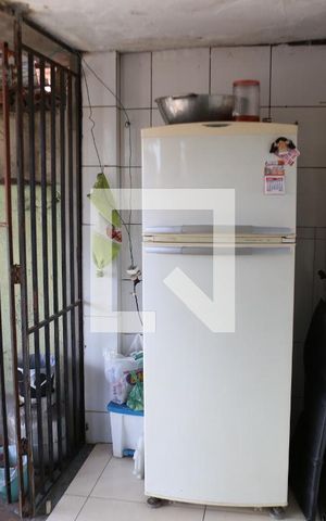 Casa à venda com 58m², 2 quartos e 2 vagasCozinha