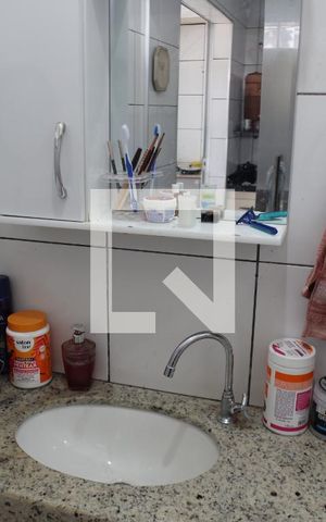 Casa à venda com 58m², 2 quartos e 2 vagasBanheiro