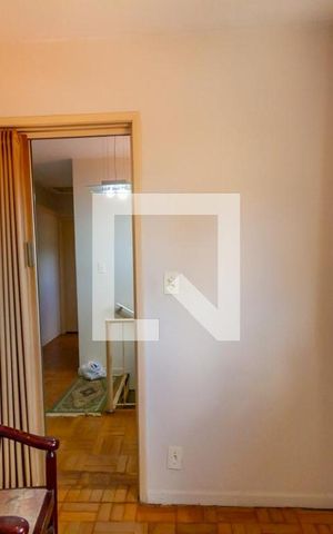 Casa para alugar com 150m², 3 quartos e 3 vagas Casa para alugar com 150m², 3 quartos e 3 vagasQuarto 1