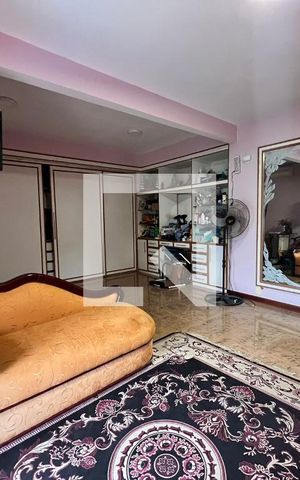 Casa de condomínio à venda com 700m², 4 quartos e 5 vagas Casa de condomínio à venda com 700m², 4 quartos e 5 vagasSuite 02