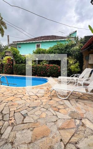 Casa de condomínio à venda com 700m², 4 quartos e 5 vagas Casa de condomínio à venda com 700m², 4 quartos e 5 vagasÁrea comum