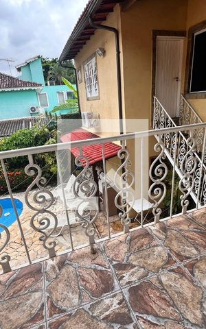 Casa de condomínio à venda com 700m², 4 quartos e 5 vagas Casa de condomínio à venda com 700m², 4 quartos e 5 vagasVaranda - Suite 02