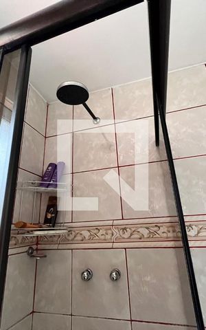 Casa de condomínio à venda com 700m², 4 quartos e 5 vagas Casa de condomínio à venda com 700m², 4 quartos e 5 vagasBanheiro Suite 01