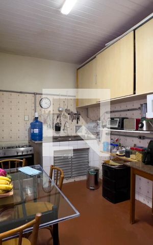 Casa à venda com 217m², 3 quartos e 1 vaga Casa à venda com 217m², 3 quartos e 1 vagaCozinha