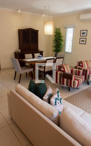 Casa à venda com 180m², 3 quartos e 4 vagas Casa à venda com 180m², 3 quartos e 4 vagasSALA