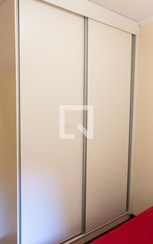 Casa à venda com 180m², 3 quartos e 4 vagas Casa à venda com 180m², 3 quartos e 4 vagasQUARTO 2