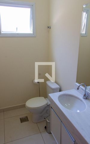 Casa à venda com 180m², 3 quartos e 4 vagas Casa à venda com 180m², 3 quartos e 4 vagasLAVABO