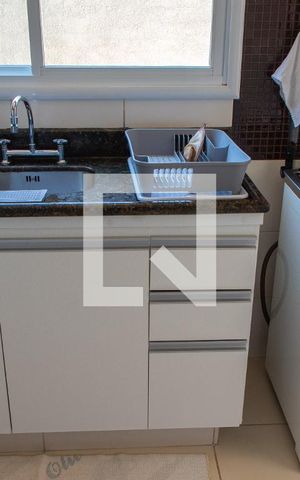 Casa à venda com 180m², 3 quartos e 4 vagas Casa à venda com 180m², 3 quartos e 4 vagasCOZINHA