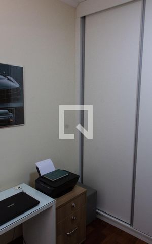 Casa à venda com 180m², 3 quartos e 4 vagas Casa à venda com 180m², 3 quartos e 4 vagasQUARTO 1