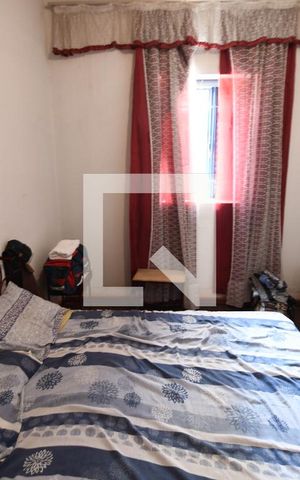 Casa à venda com 216m², 2 quartos e 2 vagasQuarto 1