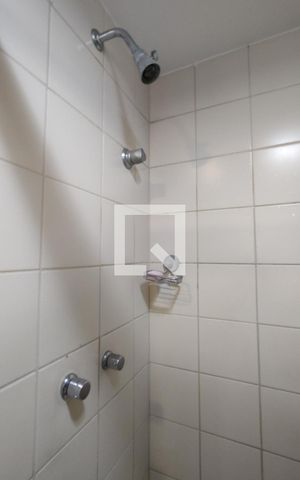 Apartamento para alugar com 157m², 3 quartos e 2 vagasBanheiro 