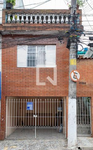 Casa à venda com 230m², 5 quartos e 1 vagaFachada
