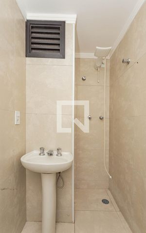 Apartamento à venda com 75m², 3 quartos e 1 vagaBanheiro Social