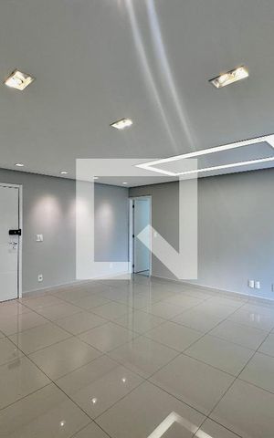 Apartamento à venda com 100m², 2 quartos e 2 vagas Apartamento à venda com 100m², 2 quartos e 2 vagasSala
