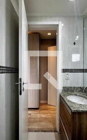 Apartamento à venda com 100m², 2 quartos e 2 vagas Apartamento à venda com 100m², 2 quartos e 2 vagasBanheiro Suíte