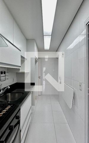 Apartamento à venda com 100m², 2 quartos e 2 vagas Apartamento à venda com 100m², 2 quartos e 2 vagasCozinha