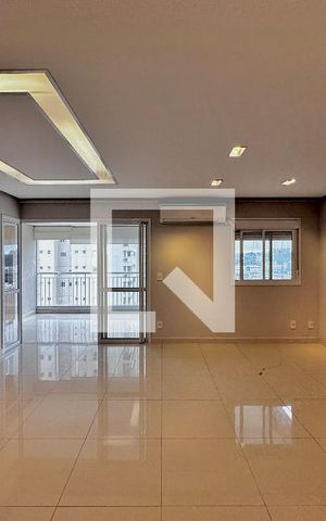 Apartamento à venda com 100m², 2 quartos e 2 vagas Apartamento à venda com 100m², 2 quartos e 2 vagasSala