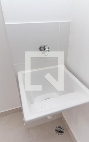 Apartamento à venda com 34m², 2 quartos e sem vaga Apartamento à venda com 34m², 2 quartos e sem vagaSala/Cozinha