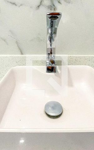 Apartamento à venda com 84m², 2 quartos e 2 vagas Apartamento à venda com 84m², 2 quartos e 2 vagasBanheiro da Suíte 1