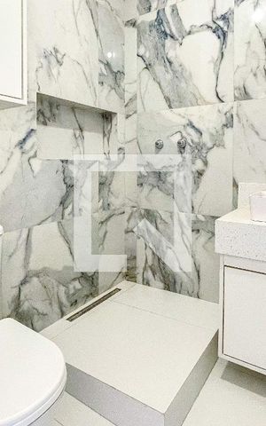 Apartamento à venda com 84m², 2 quartos e 2 vagas Apartamento à venda com 84m², 2 quartos e 2 vagasBanheiro da Suíte 1