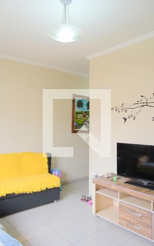 Casa para alugar com 111m², 2 quartos e 4 vagasSala